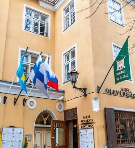 Daire Floor With Two Balconies In The Old Town