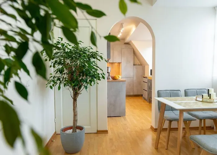 شقة Floor With Two Balconies In The Old Town تالين